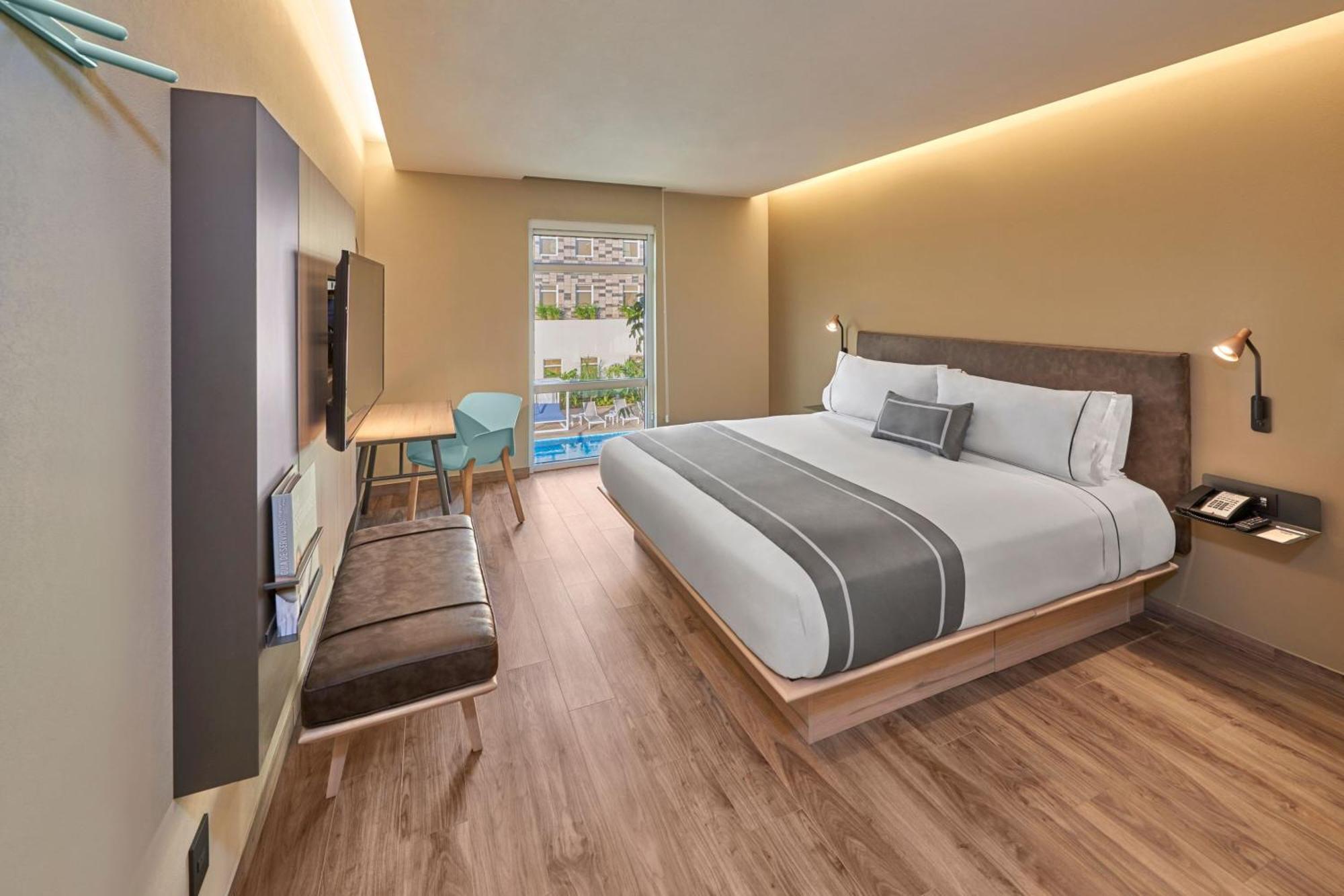 City Express Plus By Marriott Cancun Aeropuerto Riviera Exterior photo