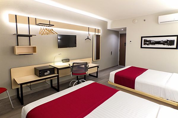 City Express Plus By Marriott Cancun Aeropuerto Riviera Exterior photo